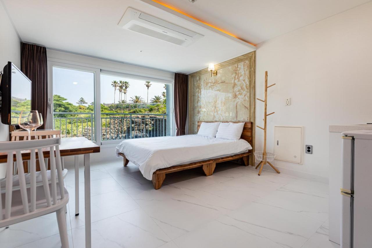 Aewol Oceanstay Jeju Exterior photo