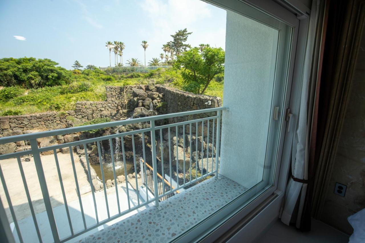 Aewol Oceanstay Jeju Exterior photo