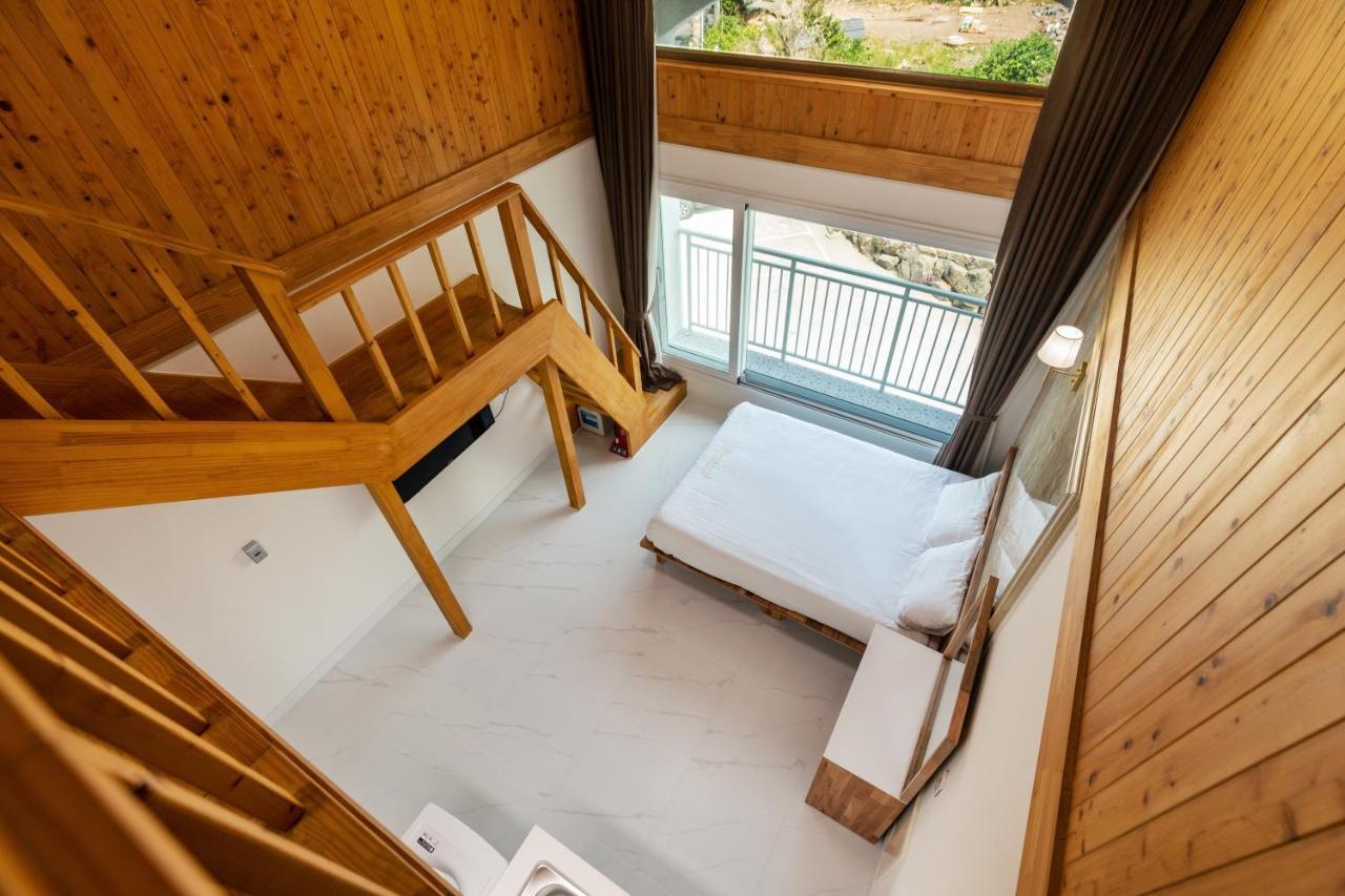Aewol Oceanstay Jeju Exterior photo