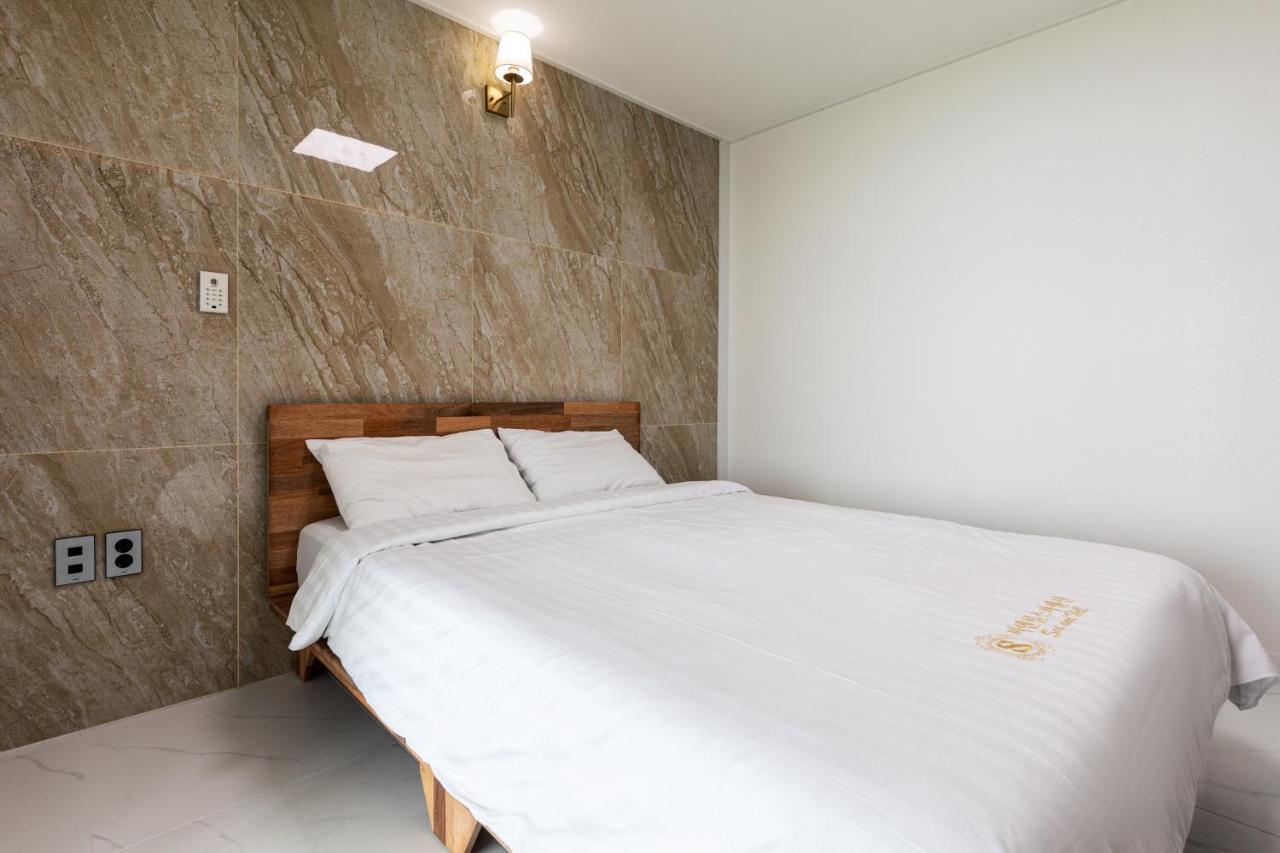 Aewol Oceanstay Jeju Exterior photo