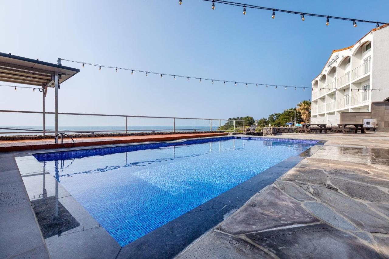Aewol Oceanstay Jeju Exterior photo