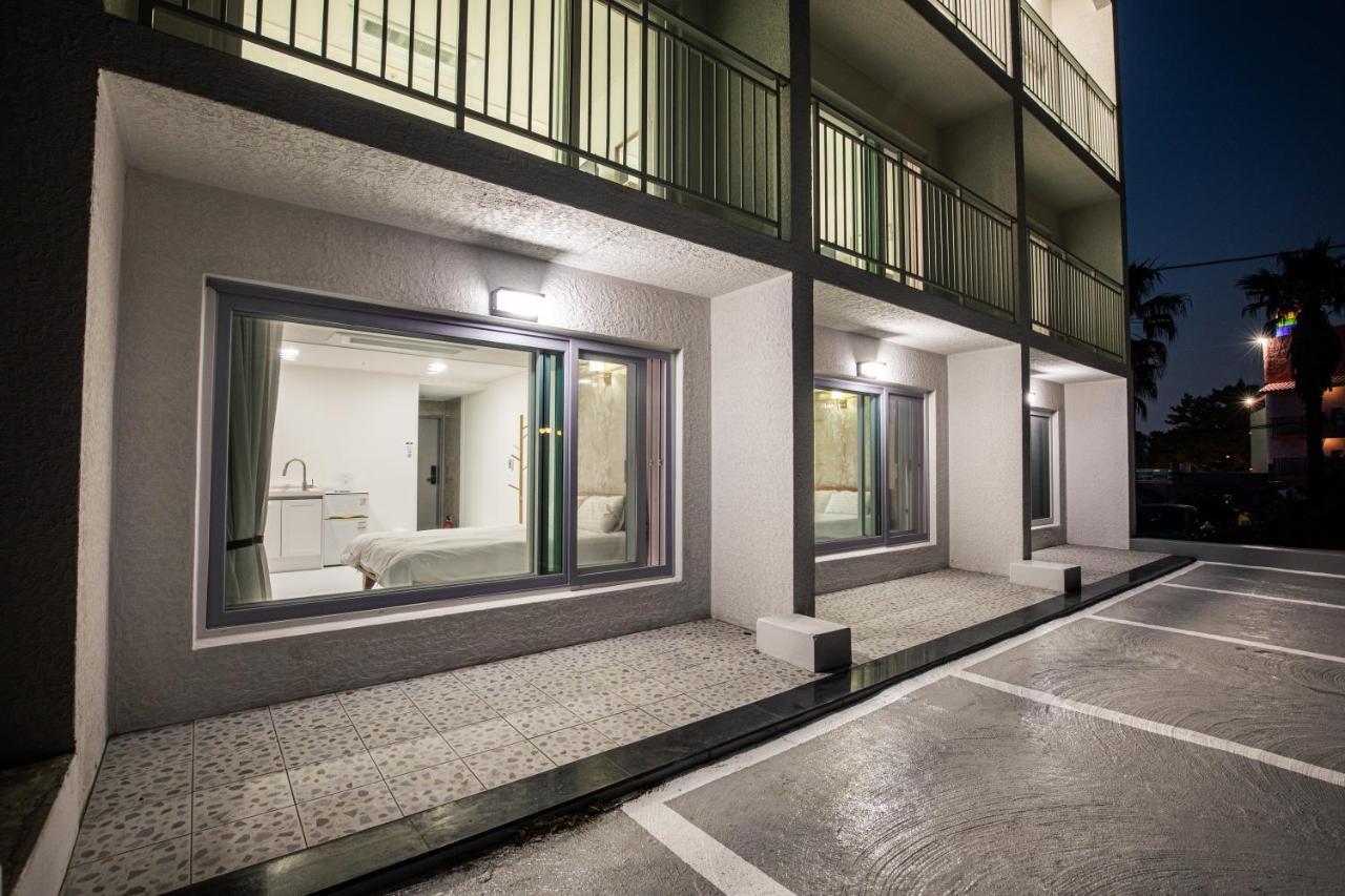 Aewol Oceanstay Jeju Exterior photo
