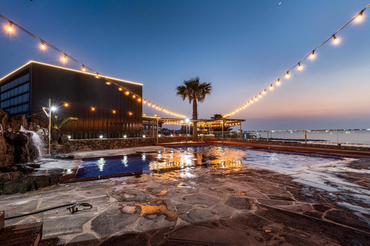 Aewol Oceanstay Jeju Exterior photo